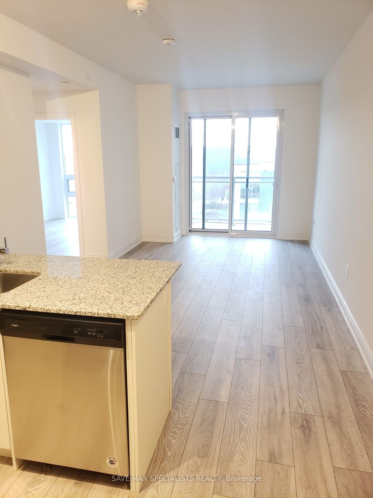 Unit 401 - 1050 Main Street, Milton 5