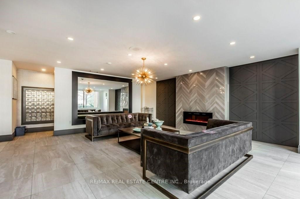 Unit 502 - 1270 Maple Crossing Blvd Boulevard, Burlington 4