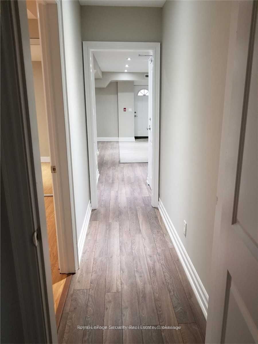 Unit Basement - 48 Station Road, Etobicoke 3