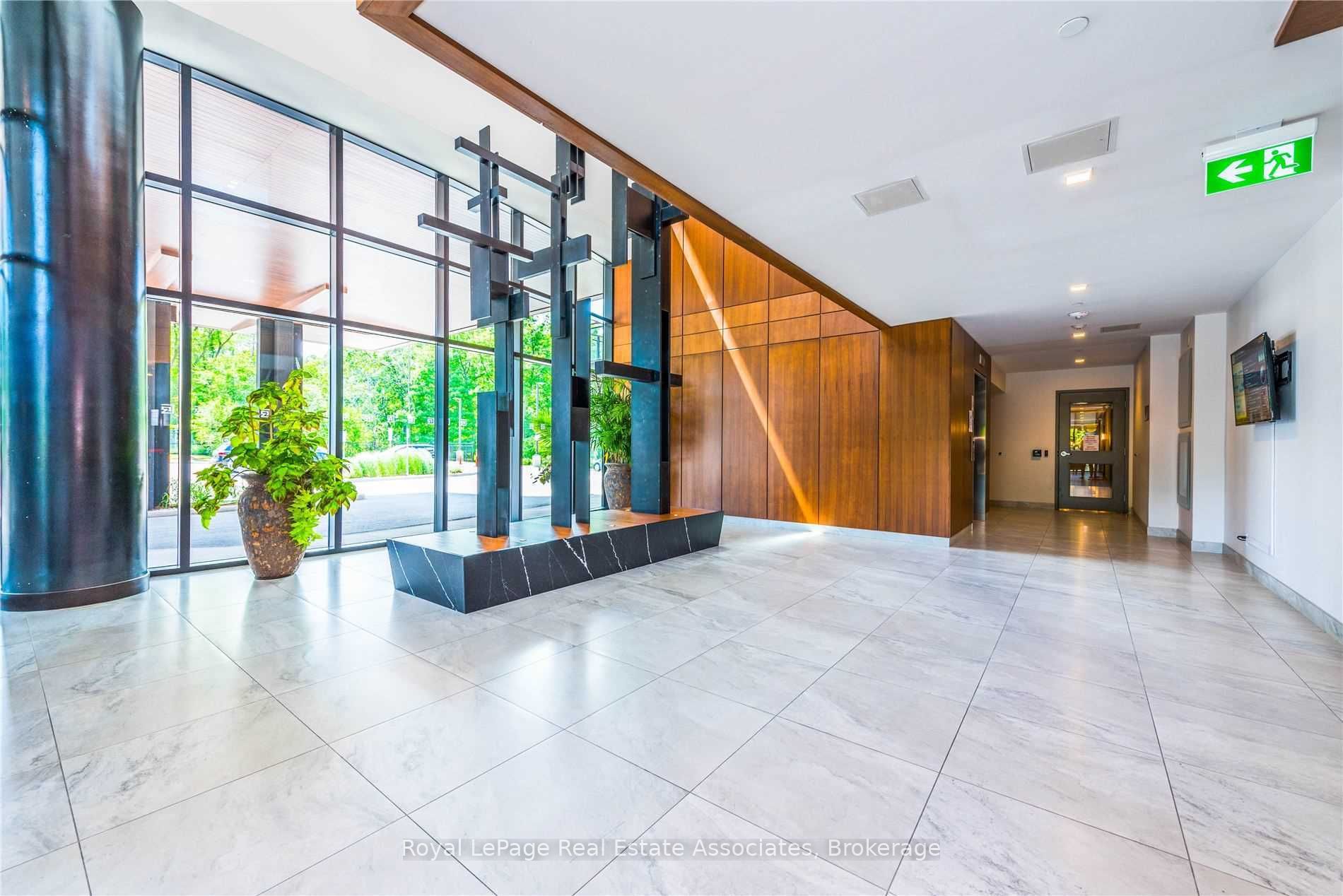 Unit 141 - 1575 Lakeshore Road W, Mississauga 4