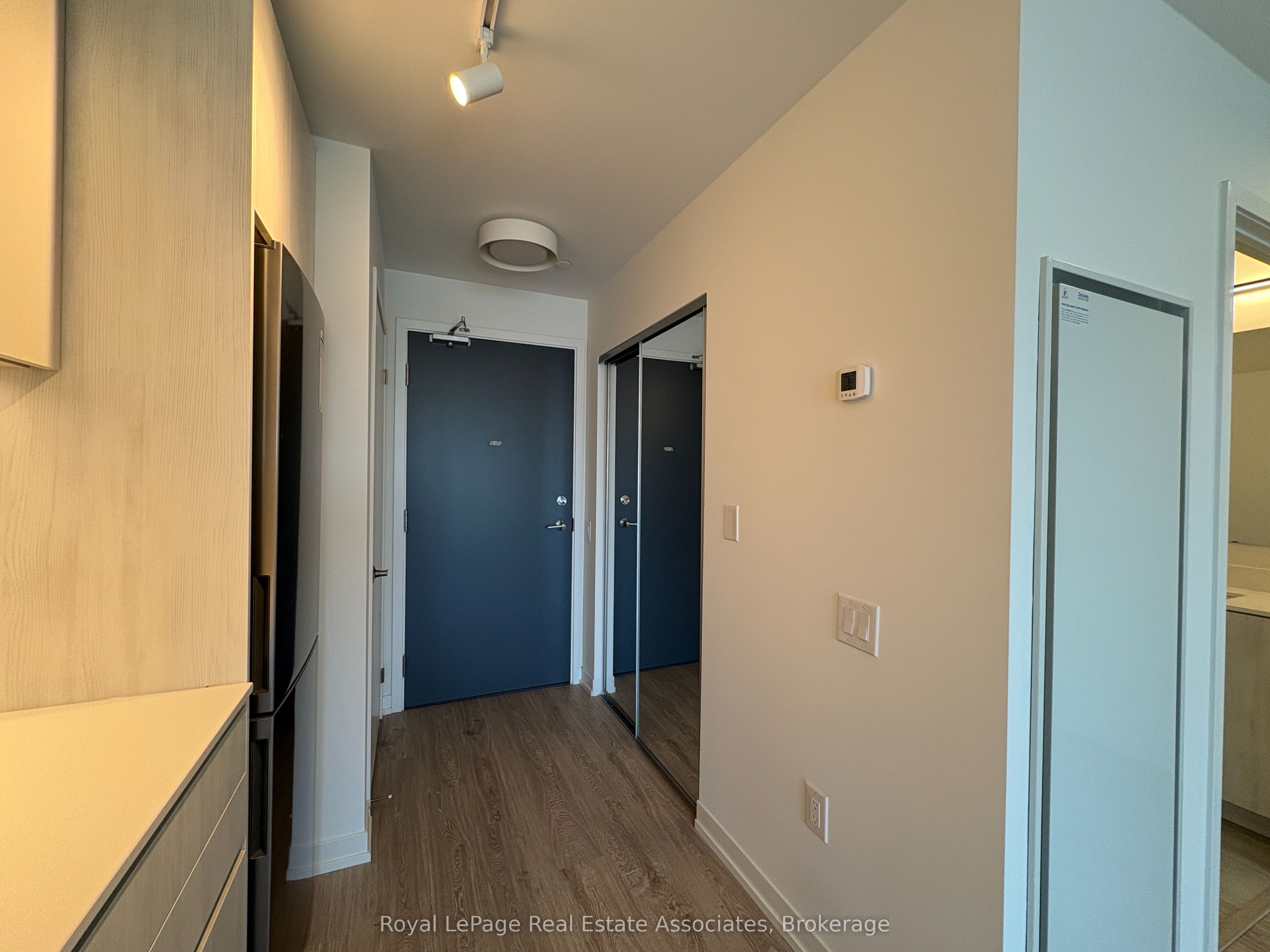 Unit 1002 - 2485 Eglinton Avenue W, Mississauga 2