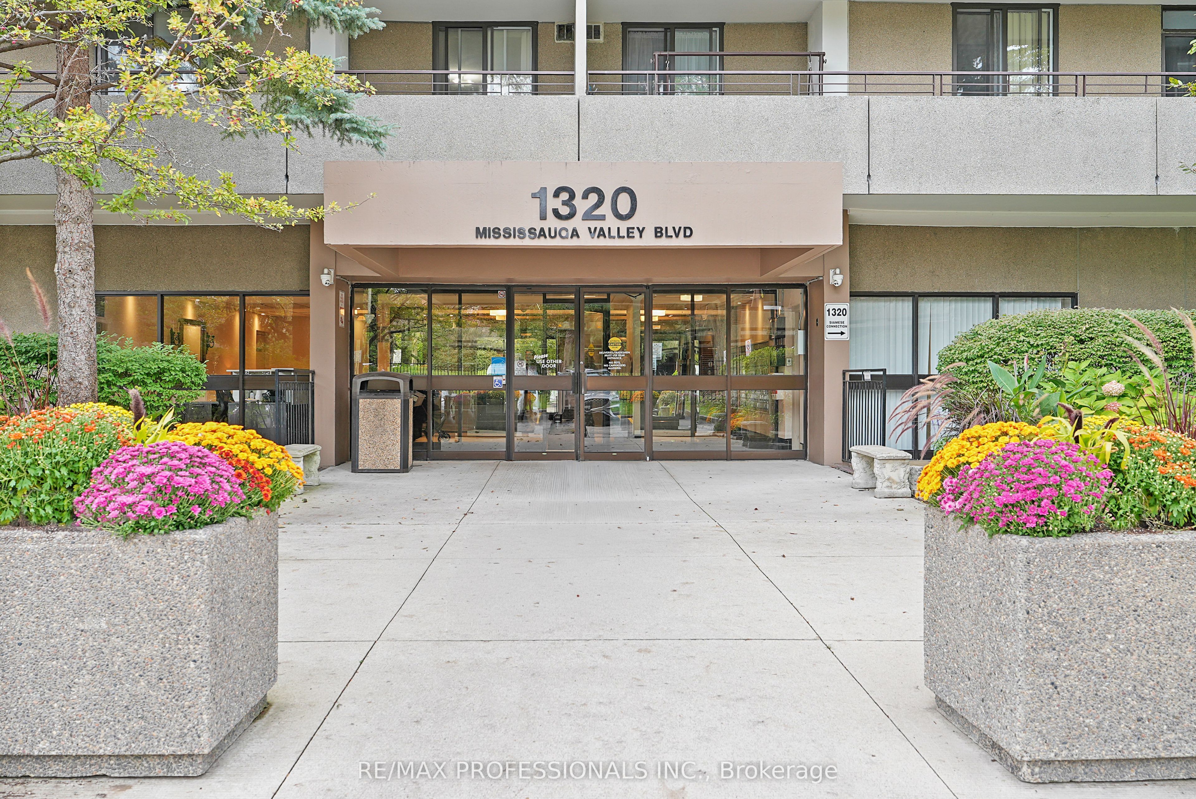 Unit 510 - 1320 Mississauga Valley Boulevard, Mississauga 2