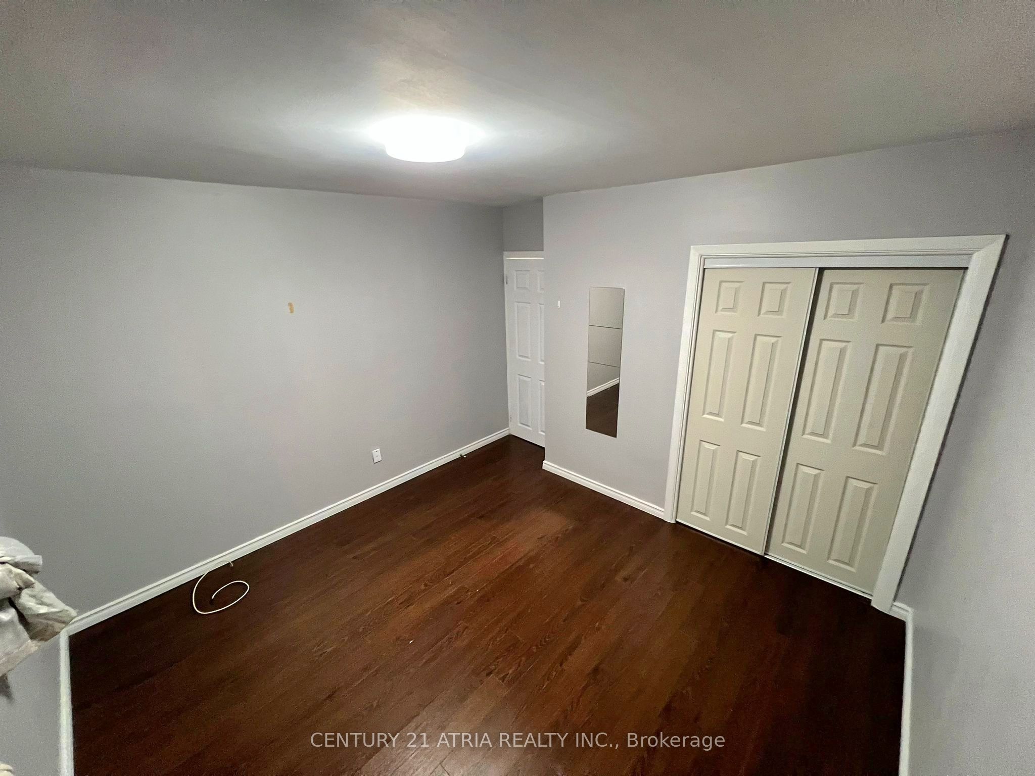 Unit Lower - 39 Frankton Crescent, North York 5