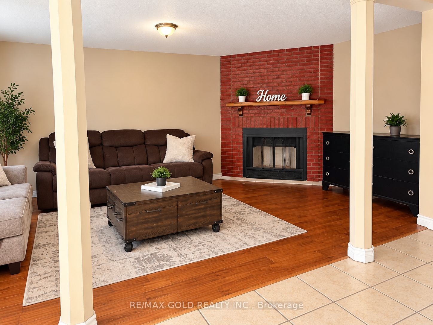 46 Songsparrow Drive, Brampton 5
