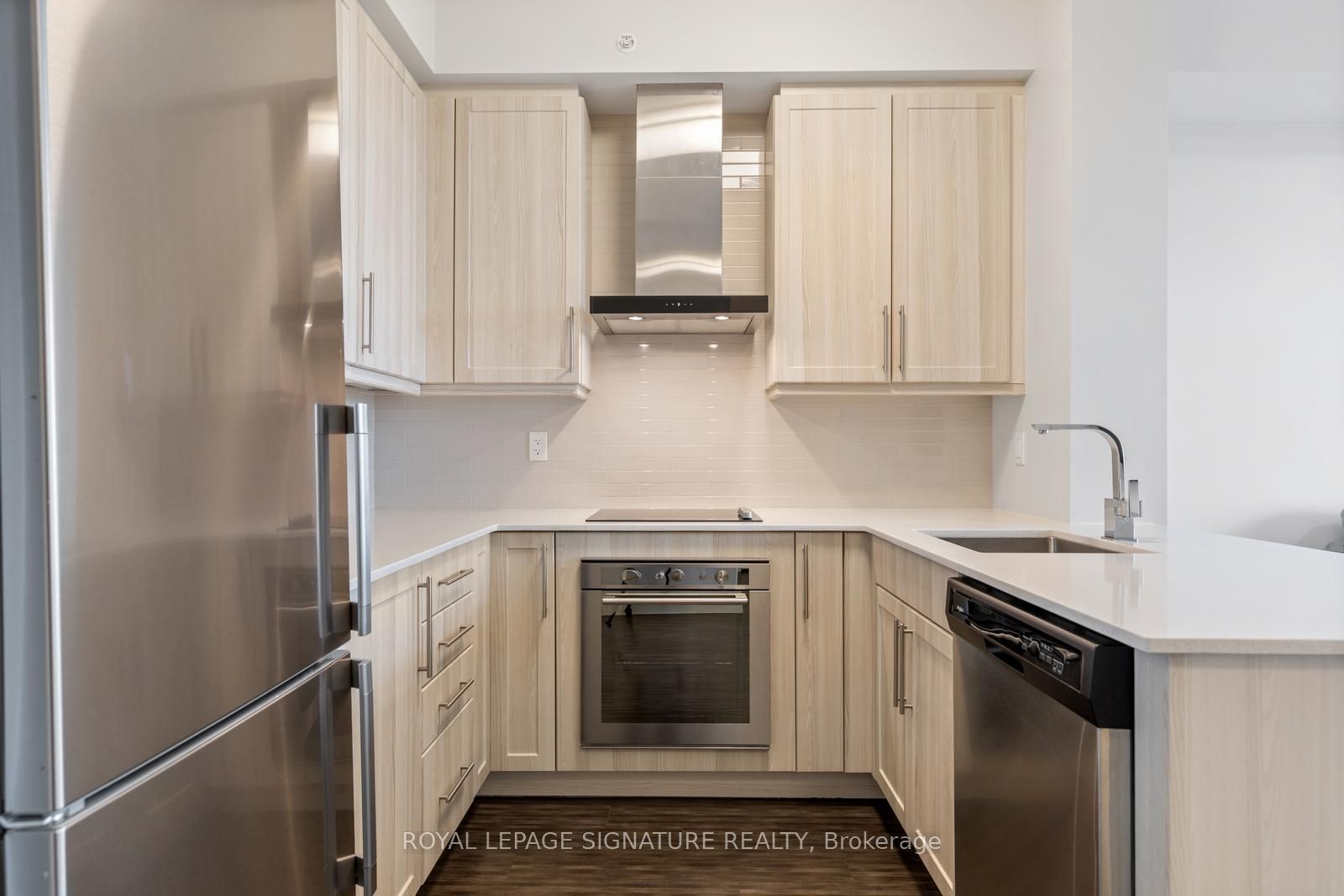 Unit 1606 - 2093 Fairview Street, Burlington 4