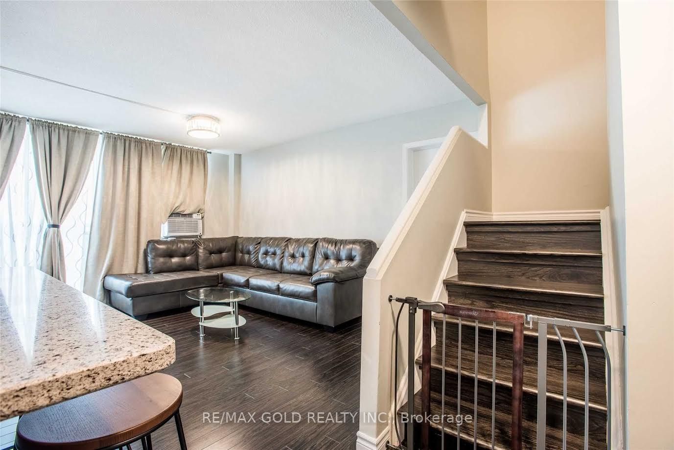 Unit 312 - 1050 Stainton Drive, Mississauga 5