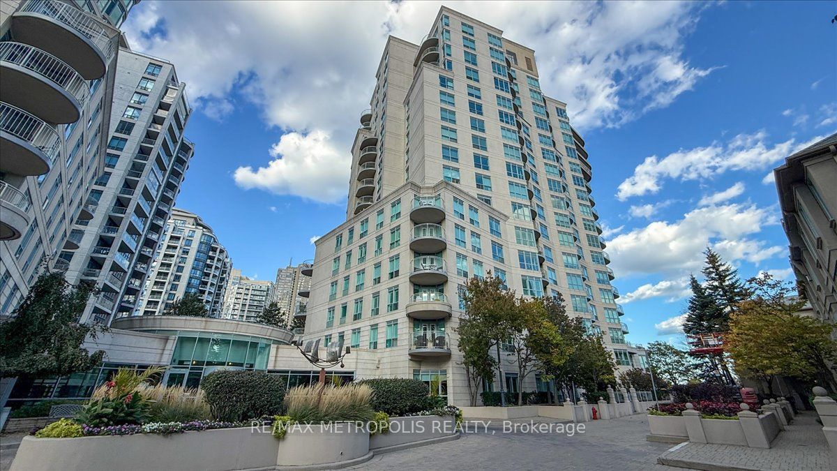 Unit 816 - 2111 Lake Shore Boulevard W, Etobicoke 2