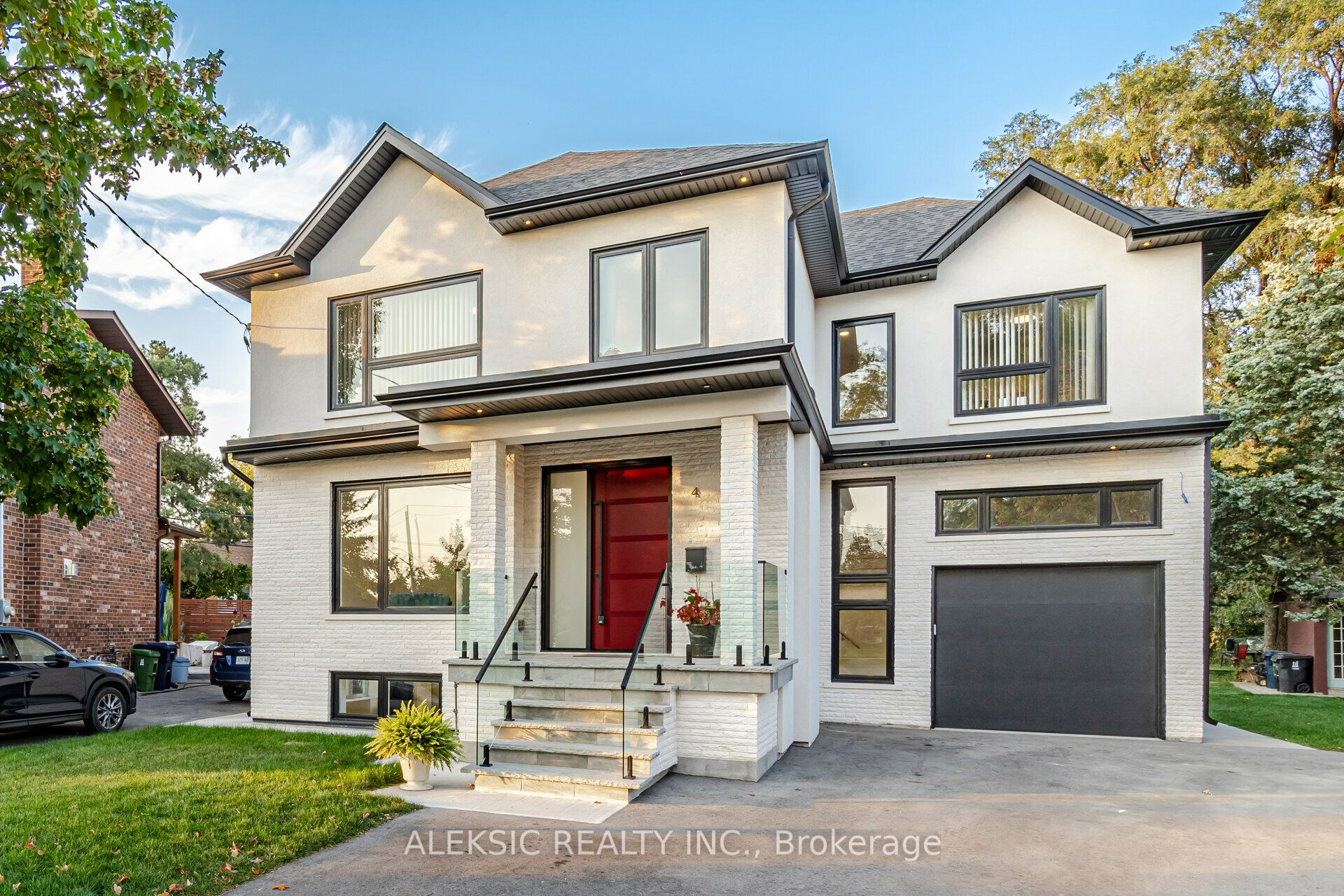 4 Eriksdale Rd, Etobicoke, Ontario M9C2B6 HouseSigma