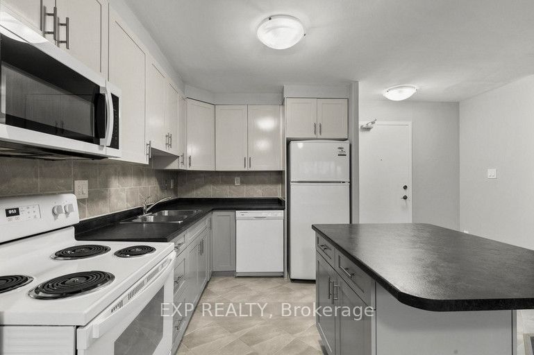 Unit 201 - 473 Linwell Road, St. Catharines 2