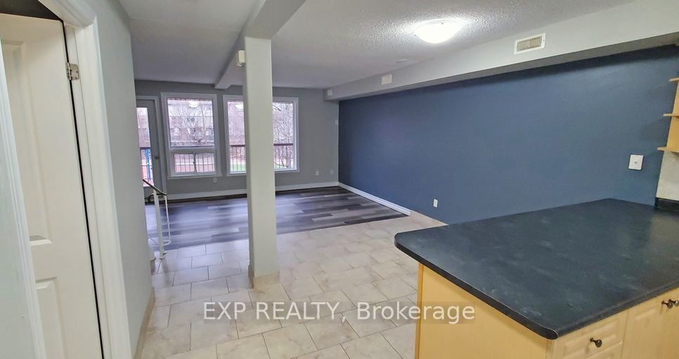 246 Lakeshore Road, St. Catharines 2