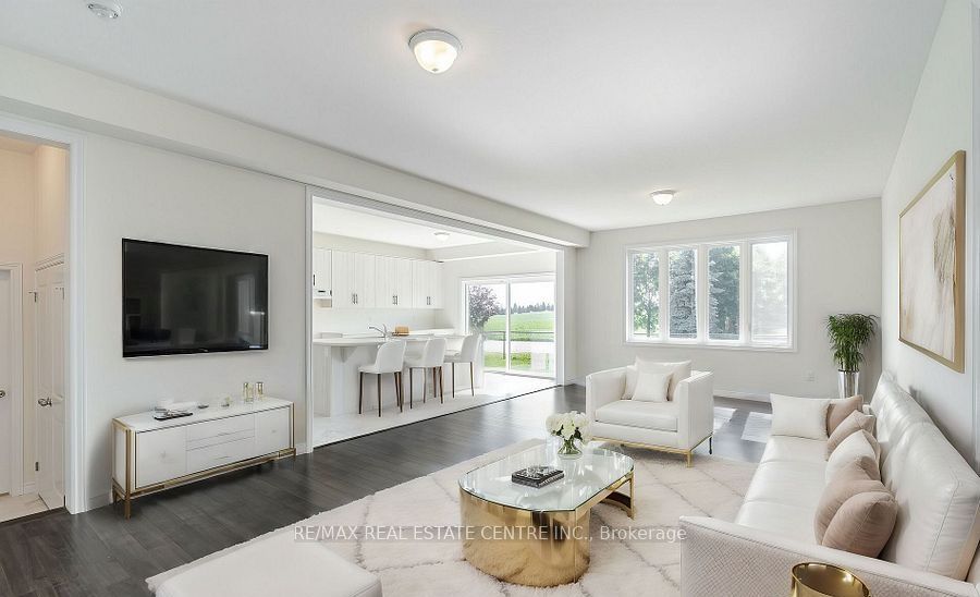 Unit Upper - 36 Henry Maracle Street, North Dumfries 2