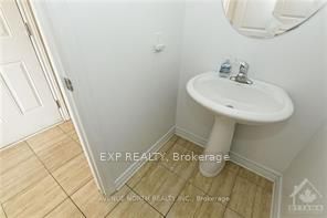 207 Hidden Meadow Avenue, Orleans-Gloucester 4