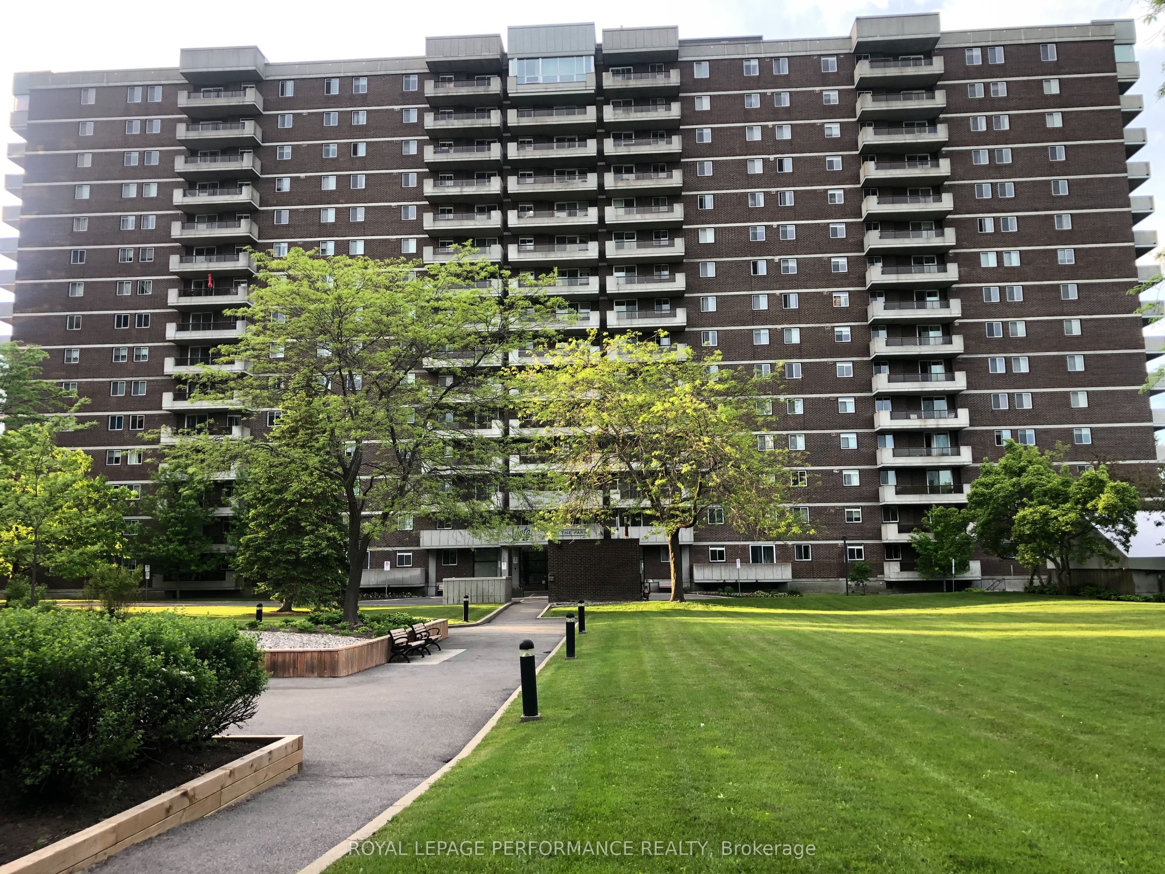 Unit 1602 - 1705 Playfair Drive, Ottawa 2