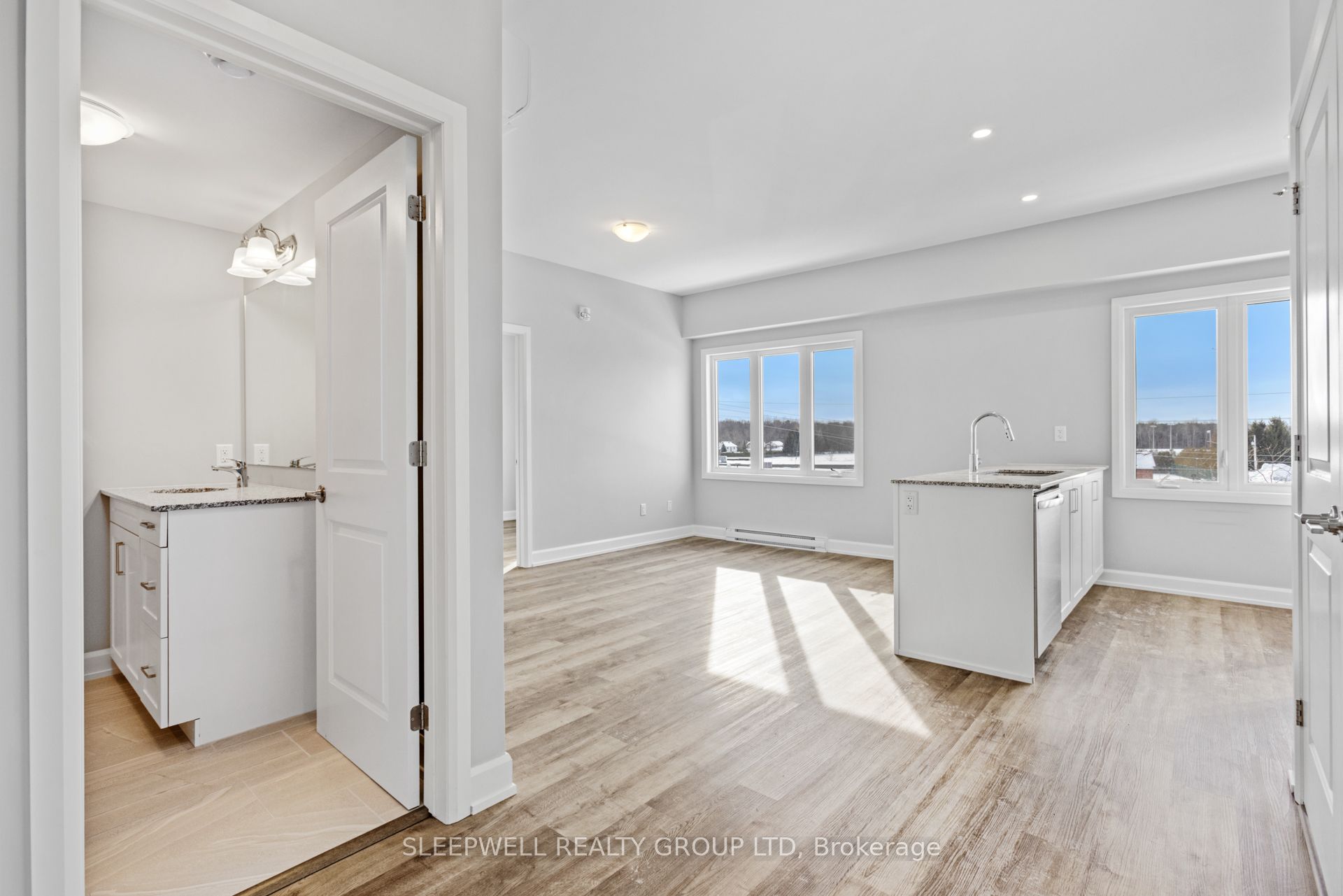 Unit 305 - 979 North Russell Road, Russell 4