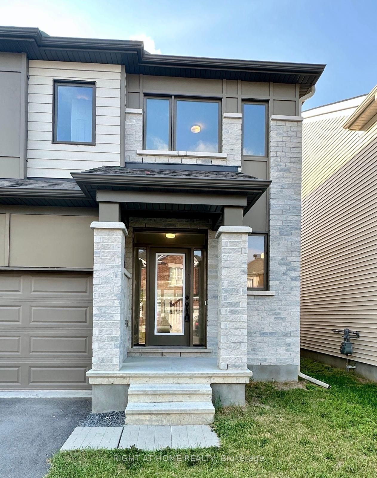 205 Yearling Circle, Stittsville-Goulbourn 2