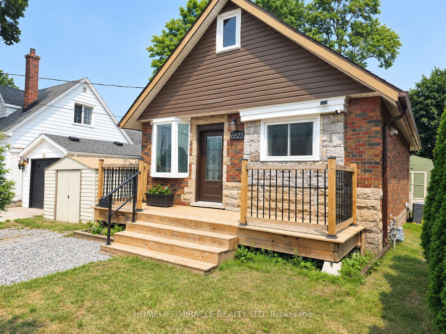 Unit Main - 6523 Barker Street, Niagara Falls 3