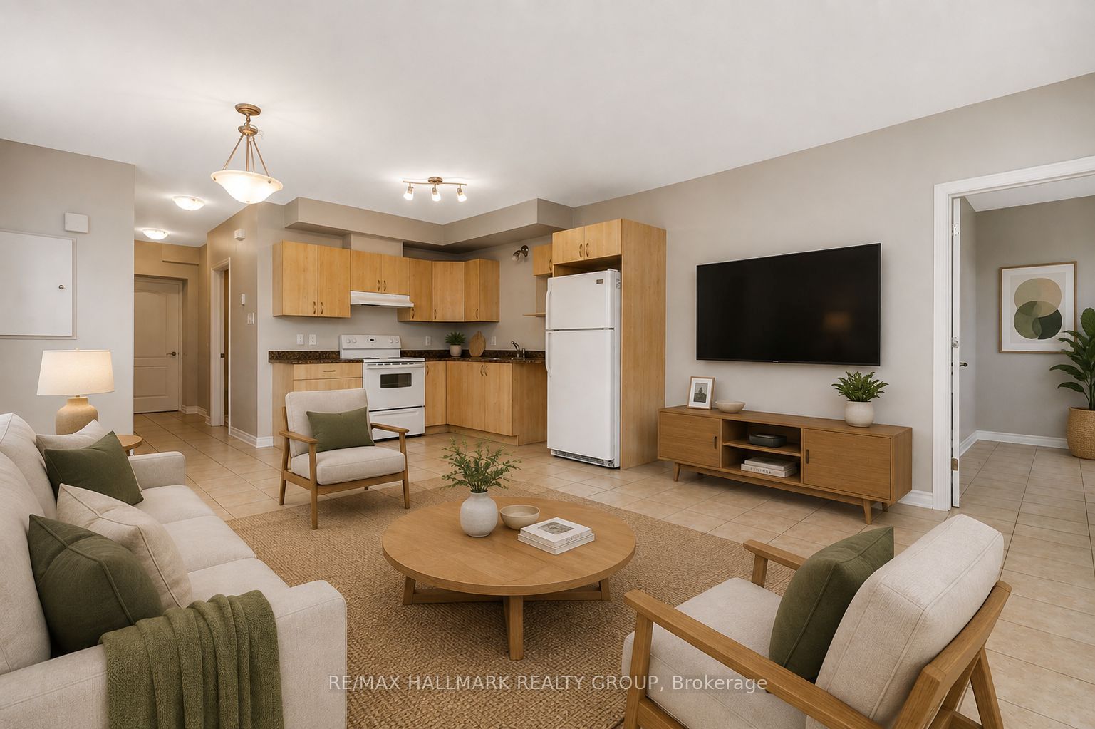 Unit A - 1170 South Russell Road, Russell 2