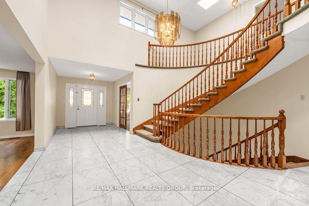 95 Macnabb Place, Ottawa 3