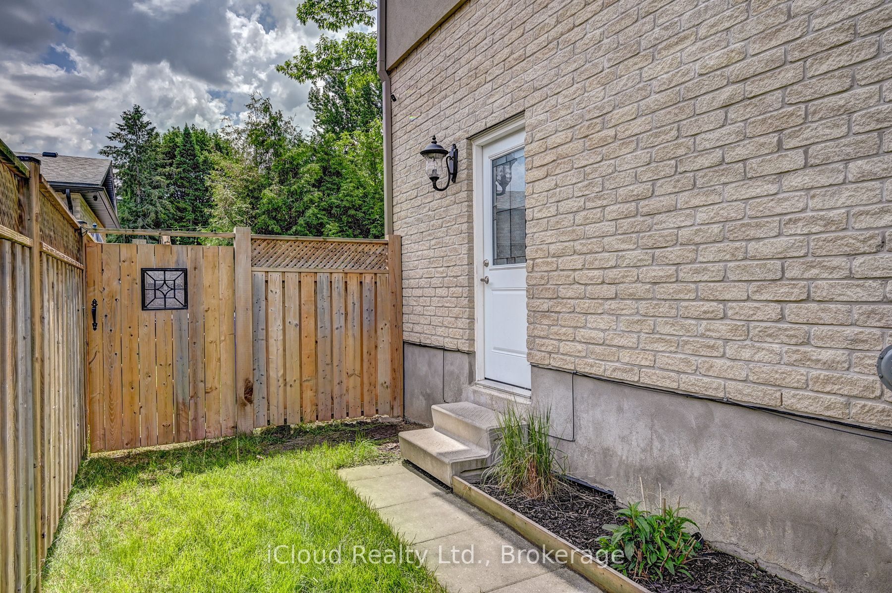 Unit Bsmt - 65 Arkell Road, Guelph 2