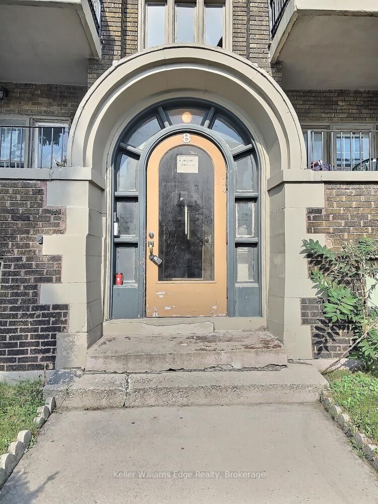 Unit 10 - 8 Tisdale Street S, Hamilton 3