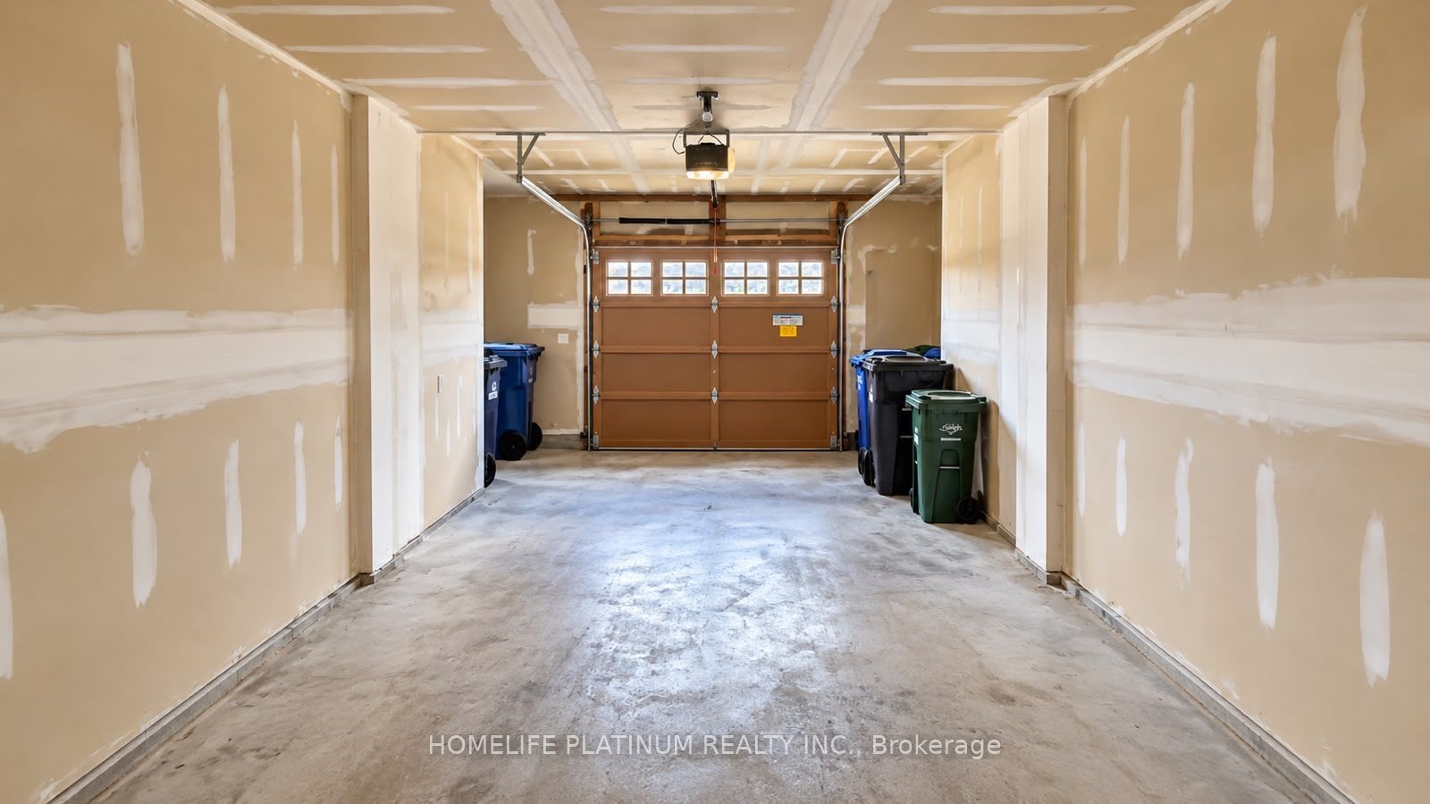 Unit 5 - 120 Watson Parkway, Guelph 2