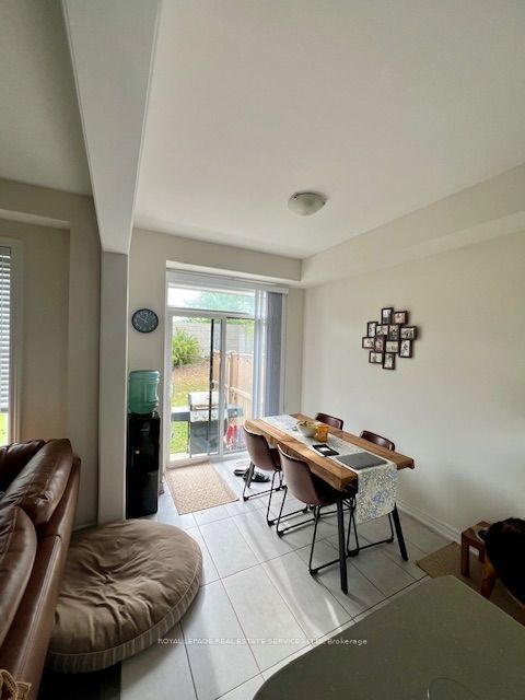 Unit 56 - 166 Deerpath Drive, Guelph 3