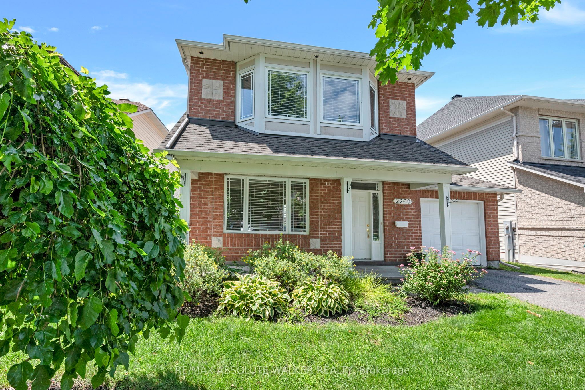 2269 Sandman Crescent, Cumberland 2