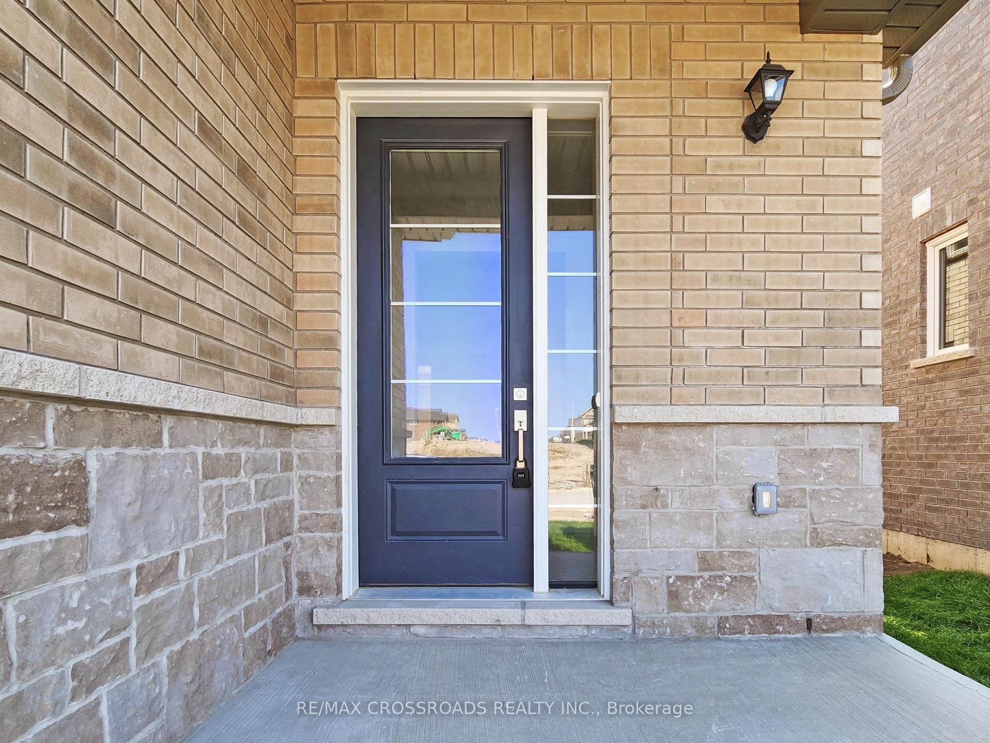 219 O'Neil Street, Peterborough 3