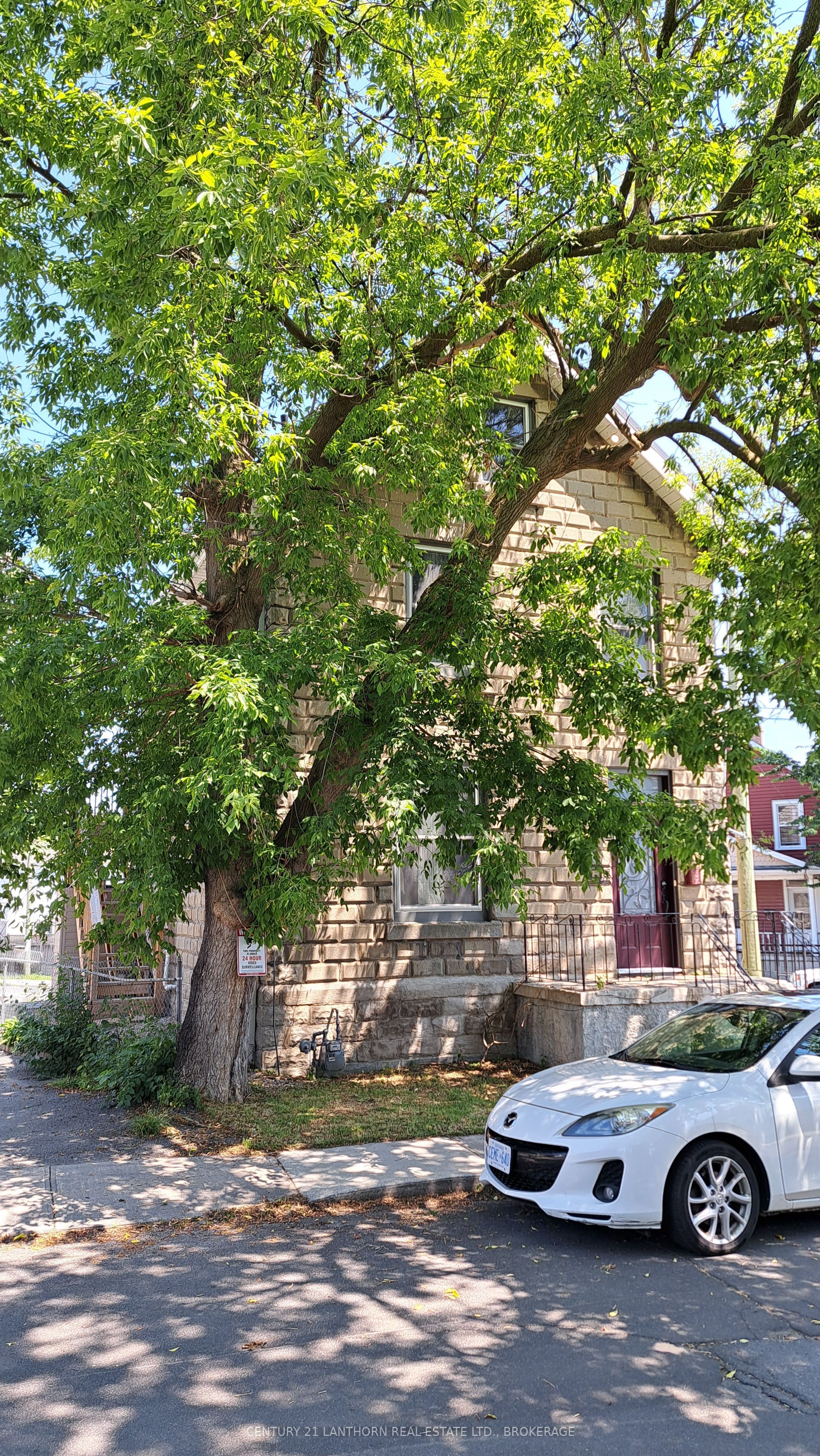 Unit 1 - 45 Chestnut Street, Kingston 2