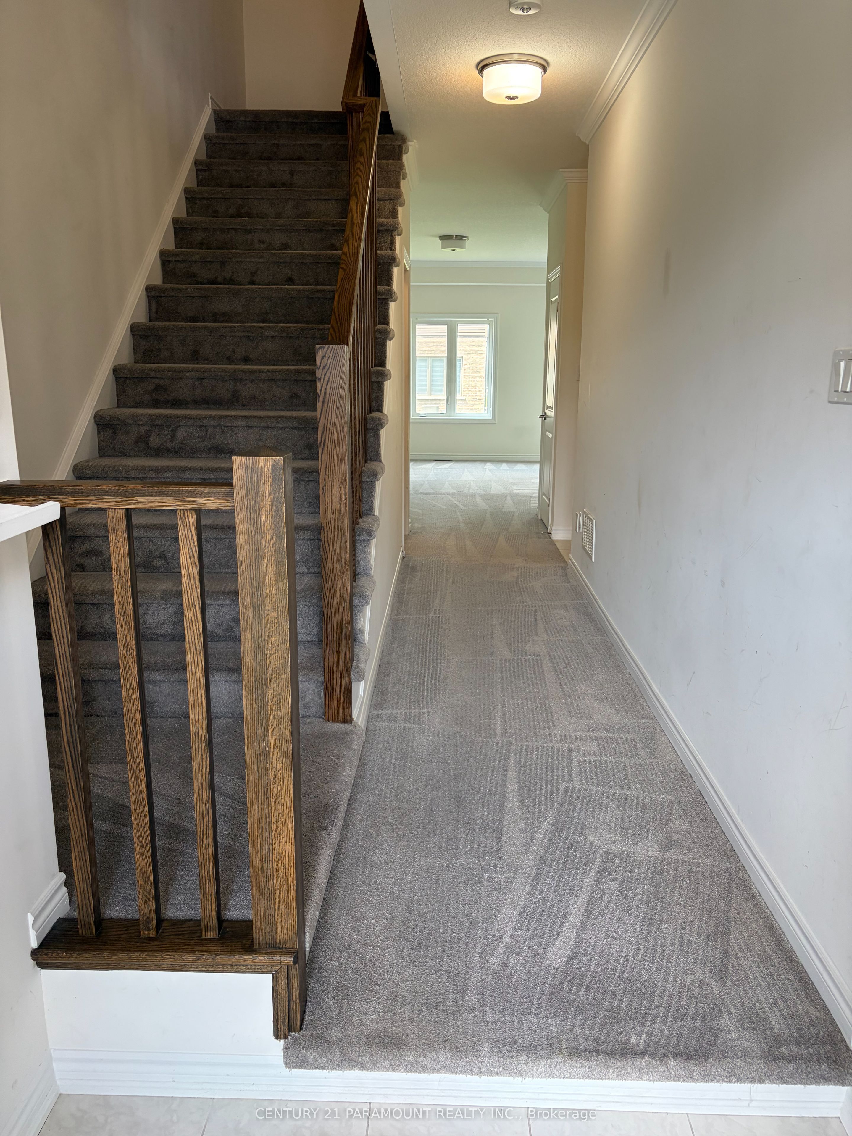 39 Bowery Road, Brantford 3