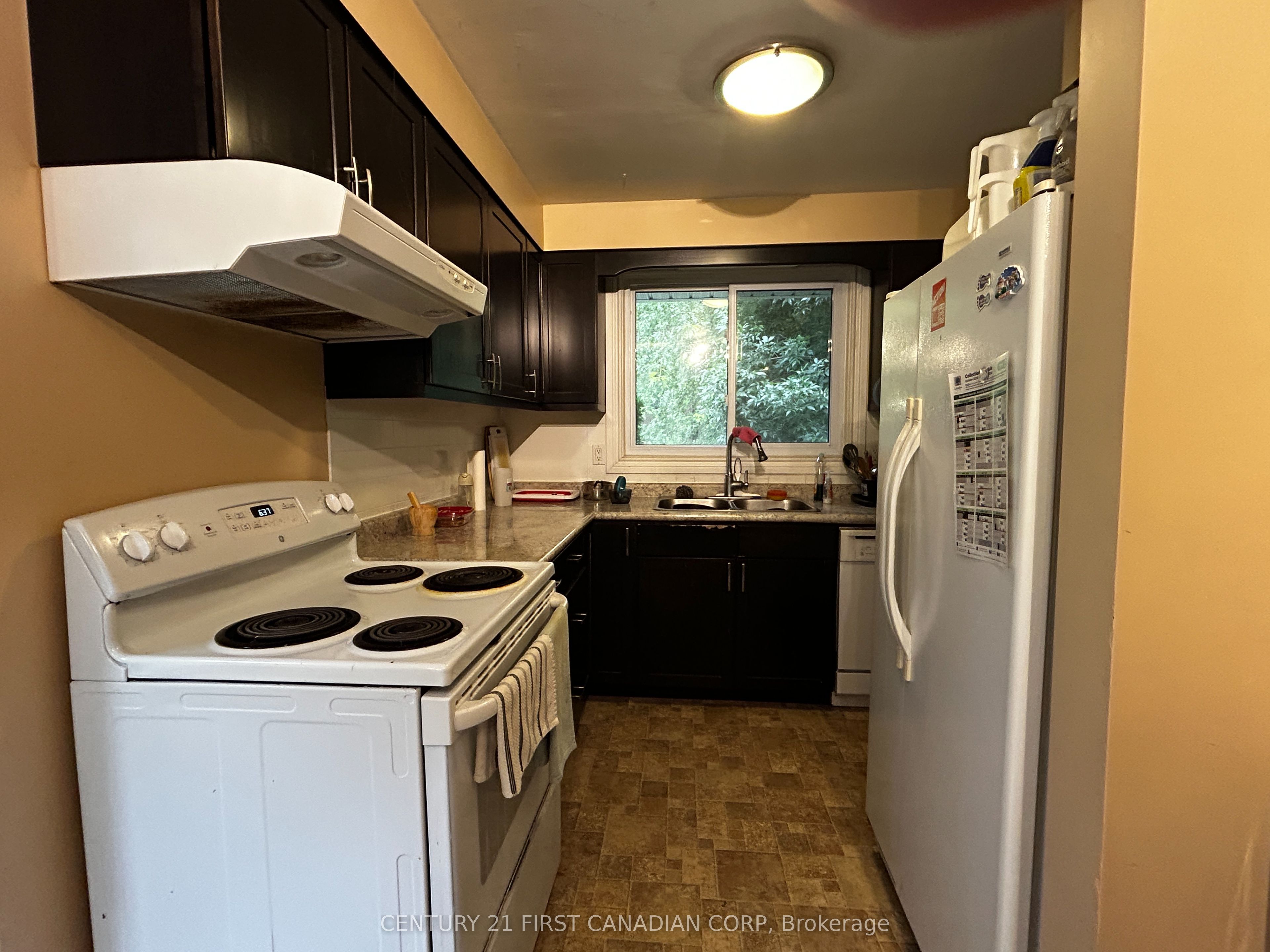 Unit Room 1 - 460 Castlegrove Boulevard, London 5