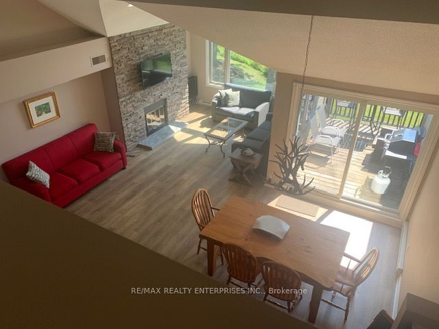 Unit 4 - 4421 Bayside Grandview Drive, Huntsville 3