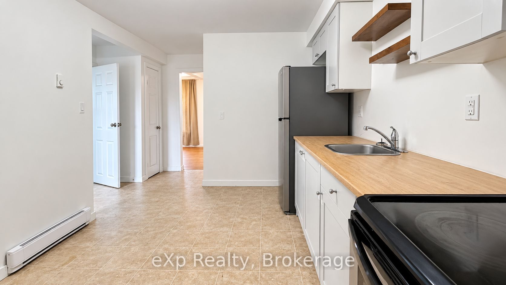20 Charlotte Street, Belleville 4