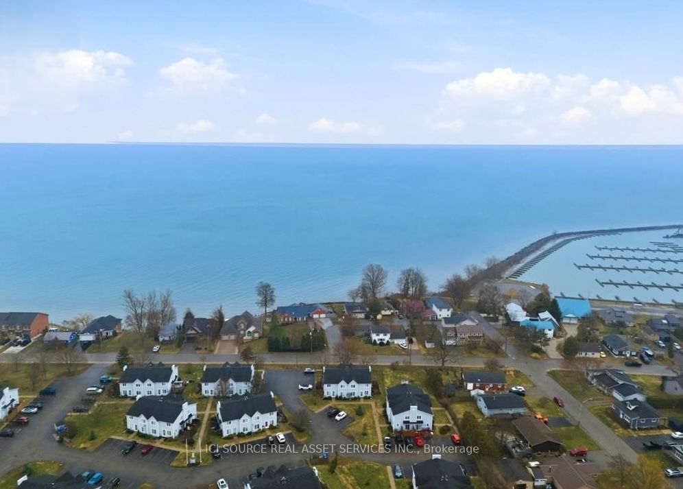 Unit 48 - 14 New Lakeshore Road, Norfolk 3