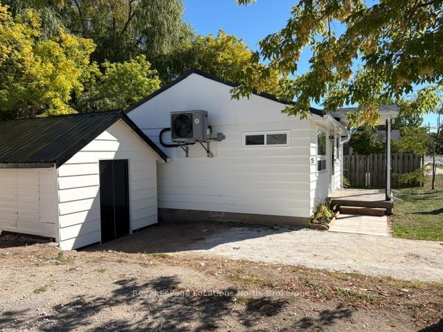 253 THOMPSON Street, Meaford 4