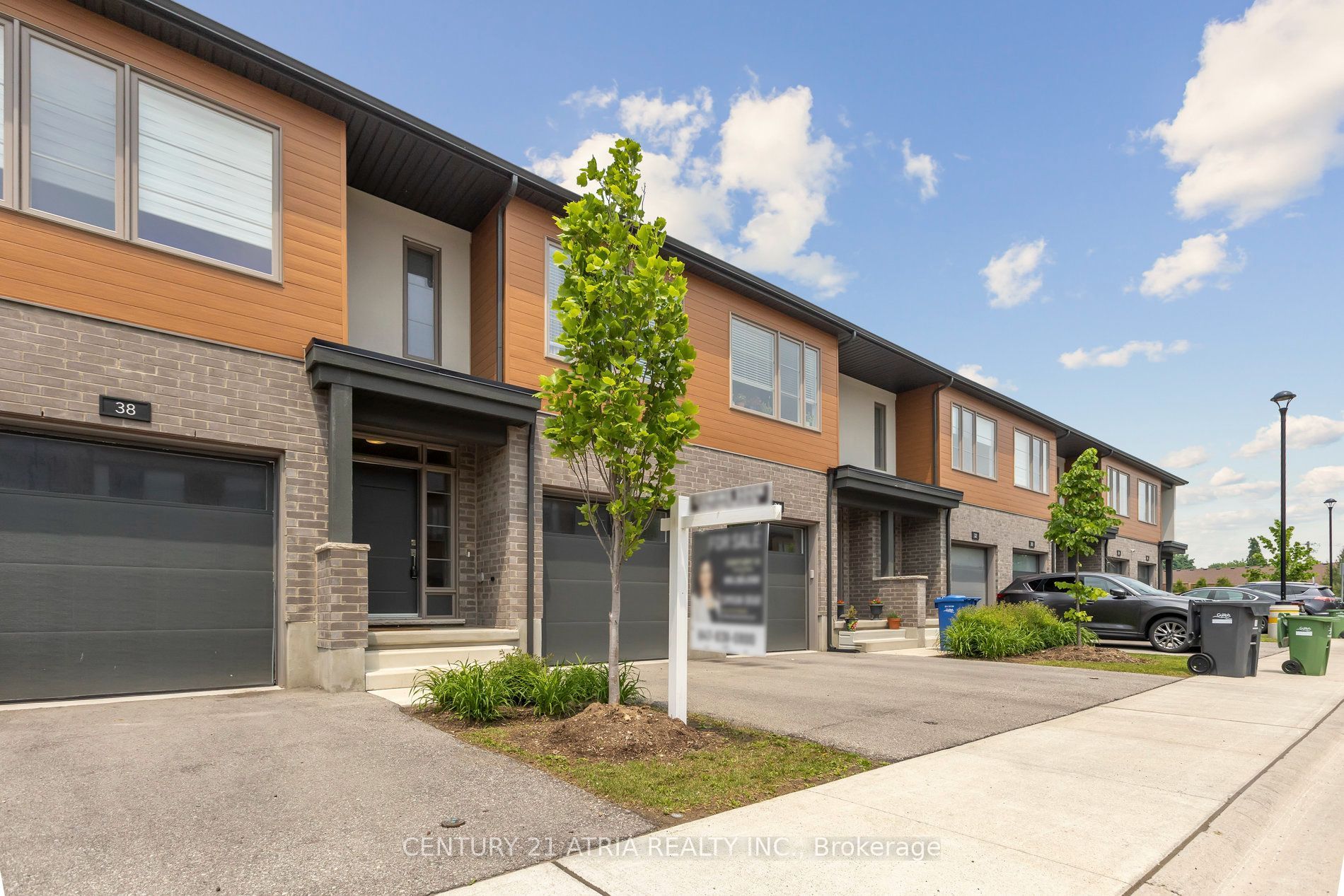 36 Steele Crescent, Guelph 4