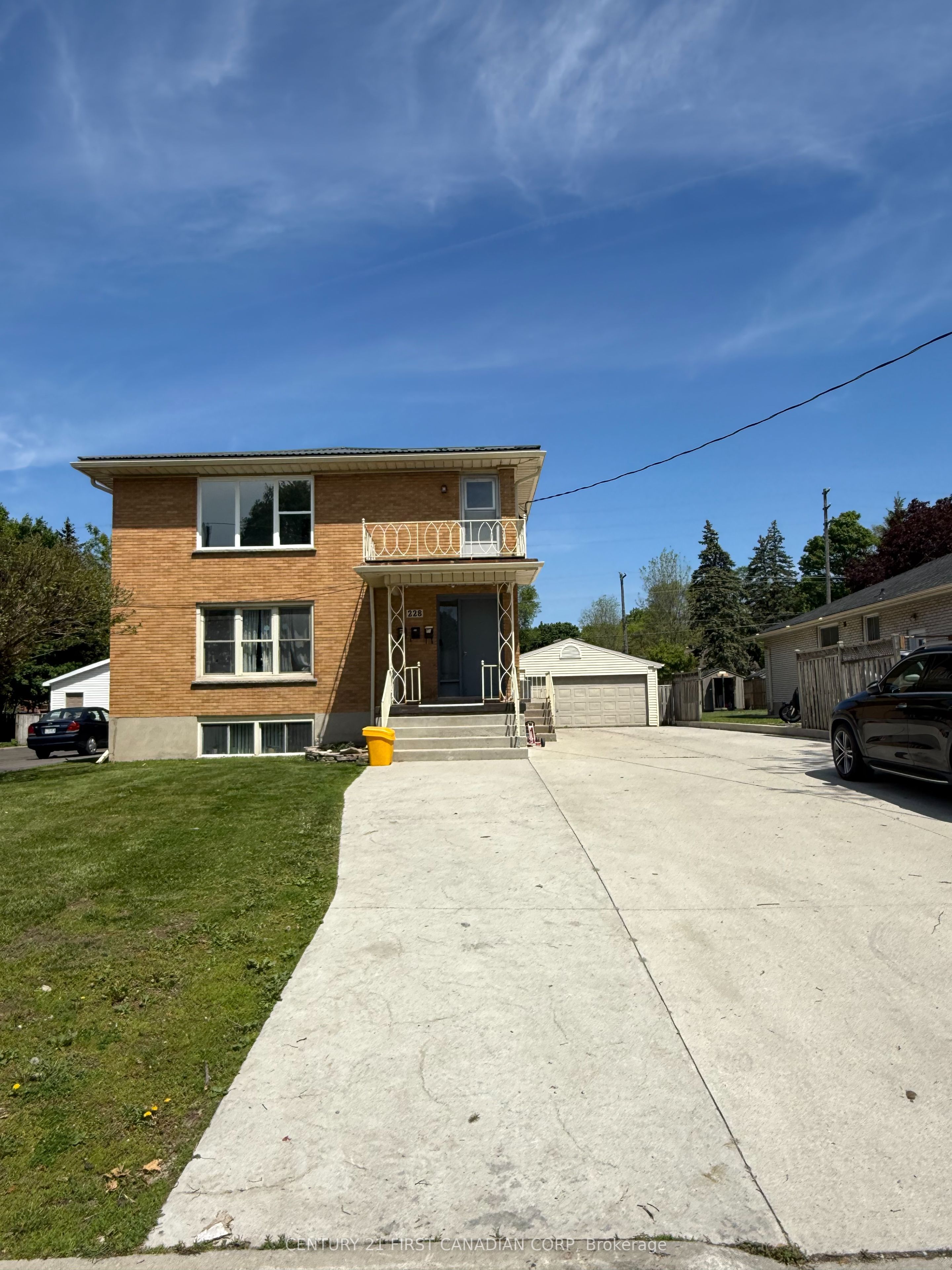 Unit 3 - 228 Burnside Drive, London 2