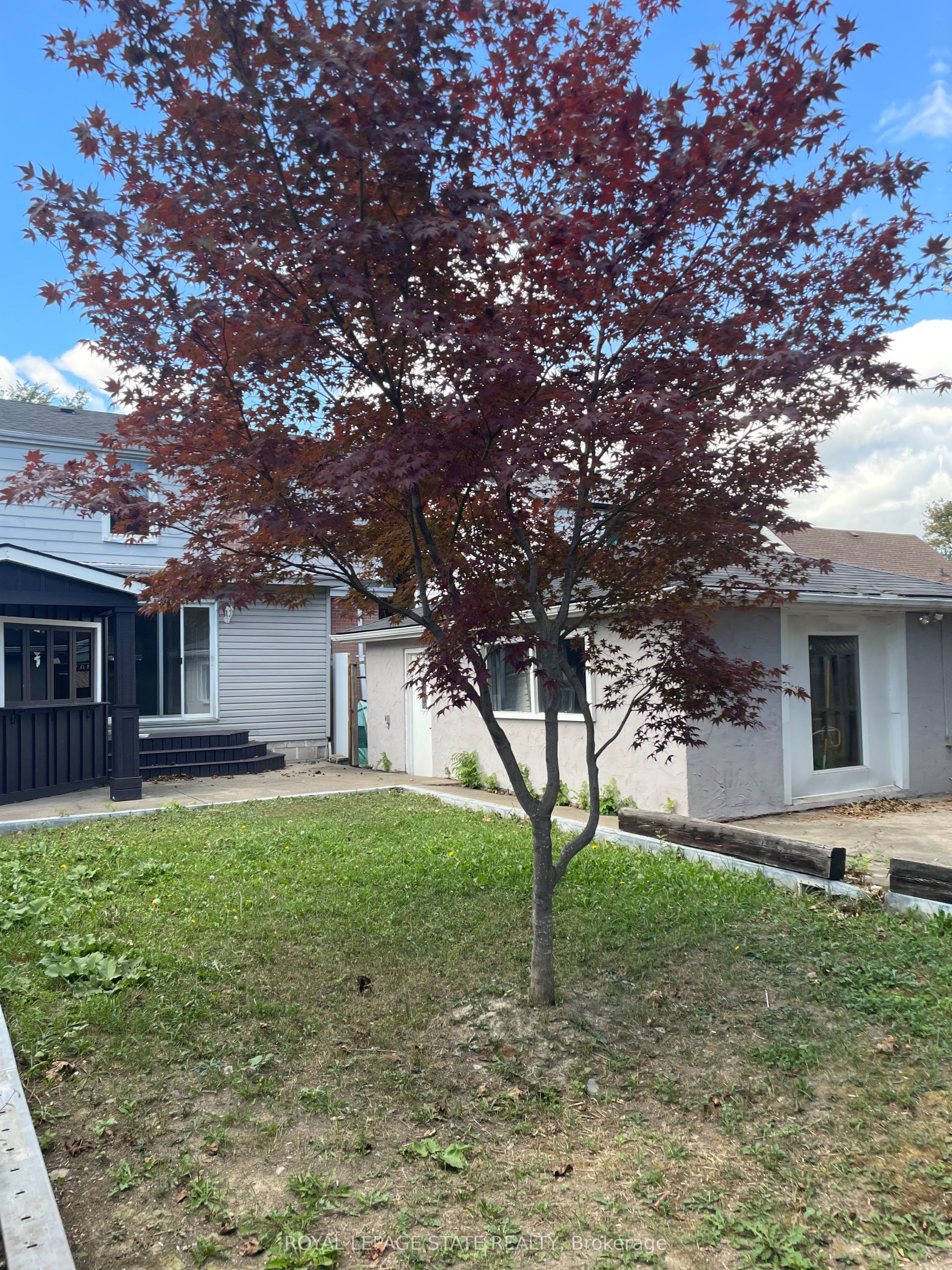 Unit Upper - 225 East 14th Street, Hamilton 5
