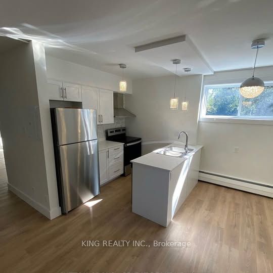 Unit 201 - 894 Adelaide Street N, London 4