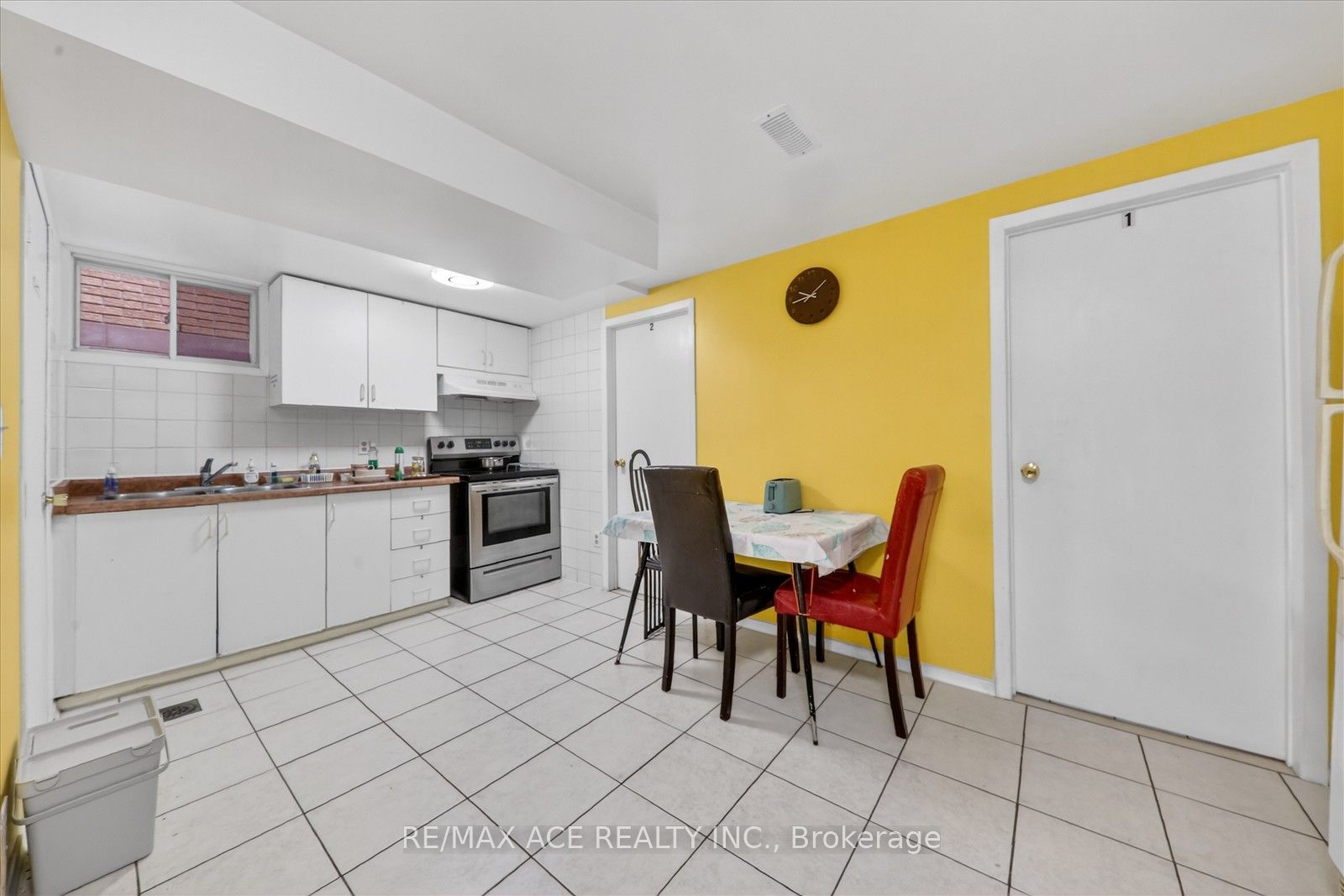 Unit Bsmt Room 1 - 83 Ward Avenue, Hamilton 4