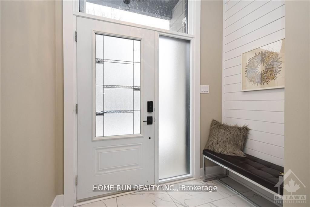 Unit A - 314 Cyr Avenue, Ottawa 2