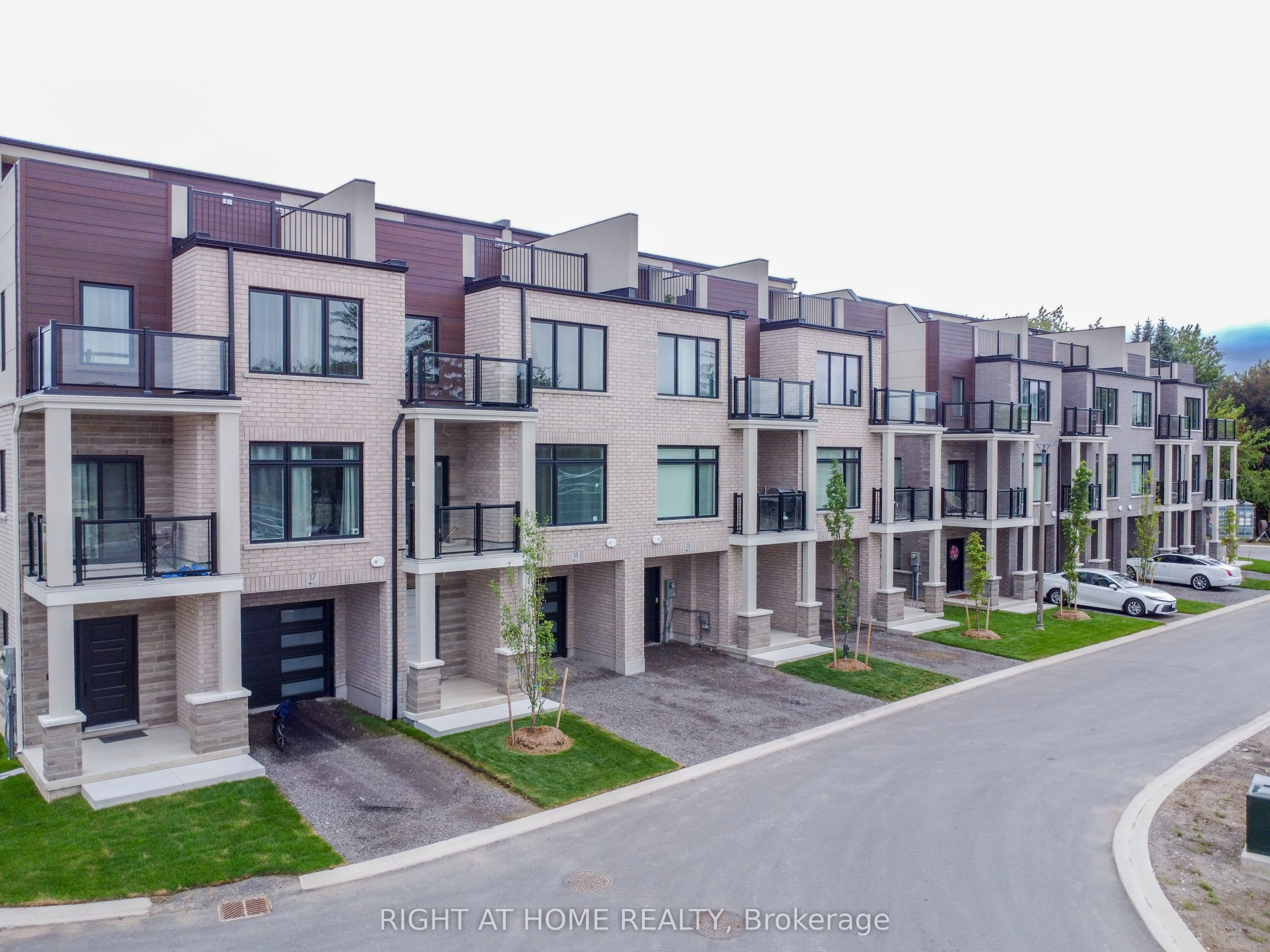 Unit 19 - 292 VINE Street, St. Catharines 3