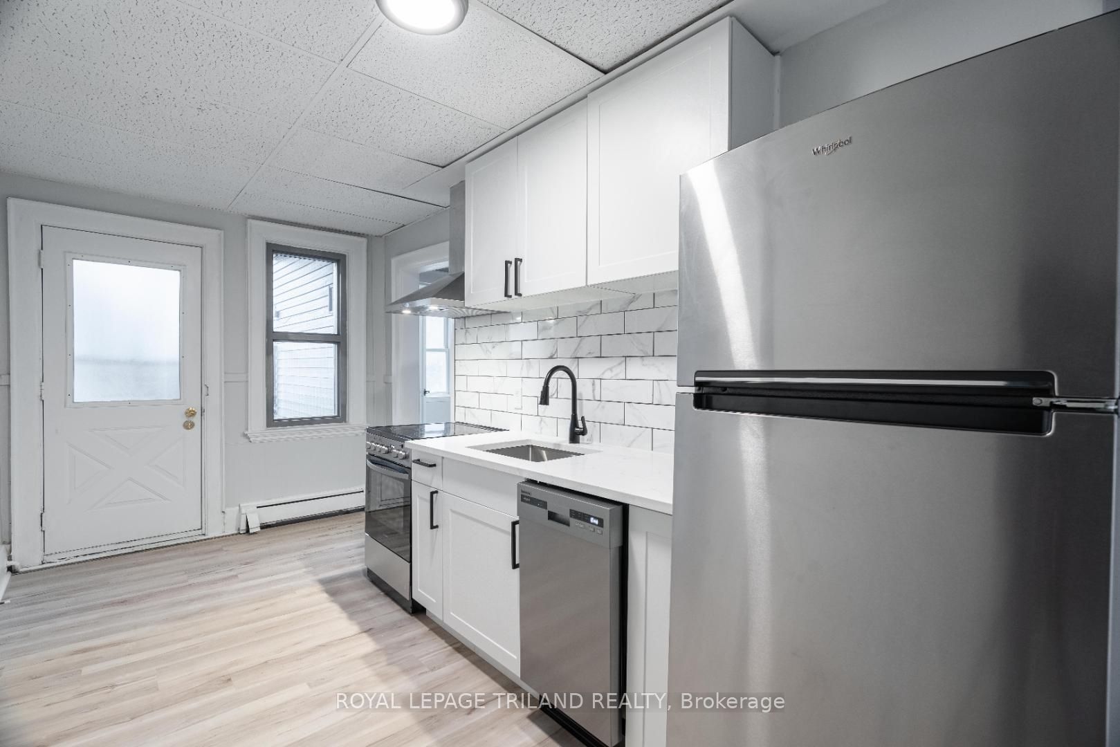 Unit 3 - 425 Mckenzie Avenue, London 4