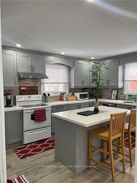 Unit Upper - 339 William Street, Shelburne 3