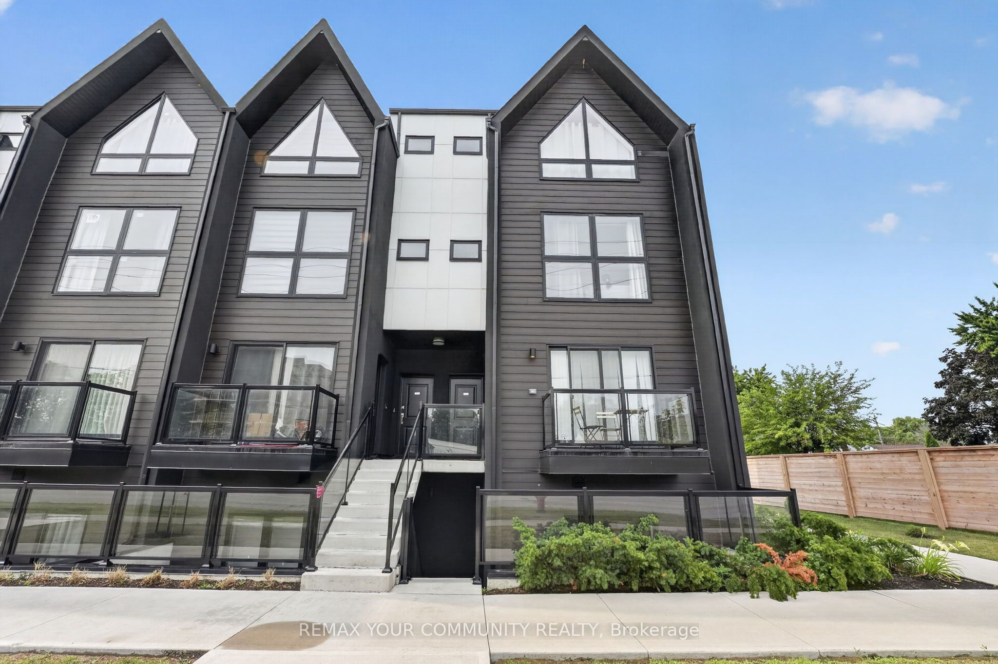 Unit 106 - 7277 Wilson Crescent, Niagara Falls 3