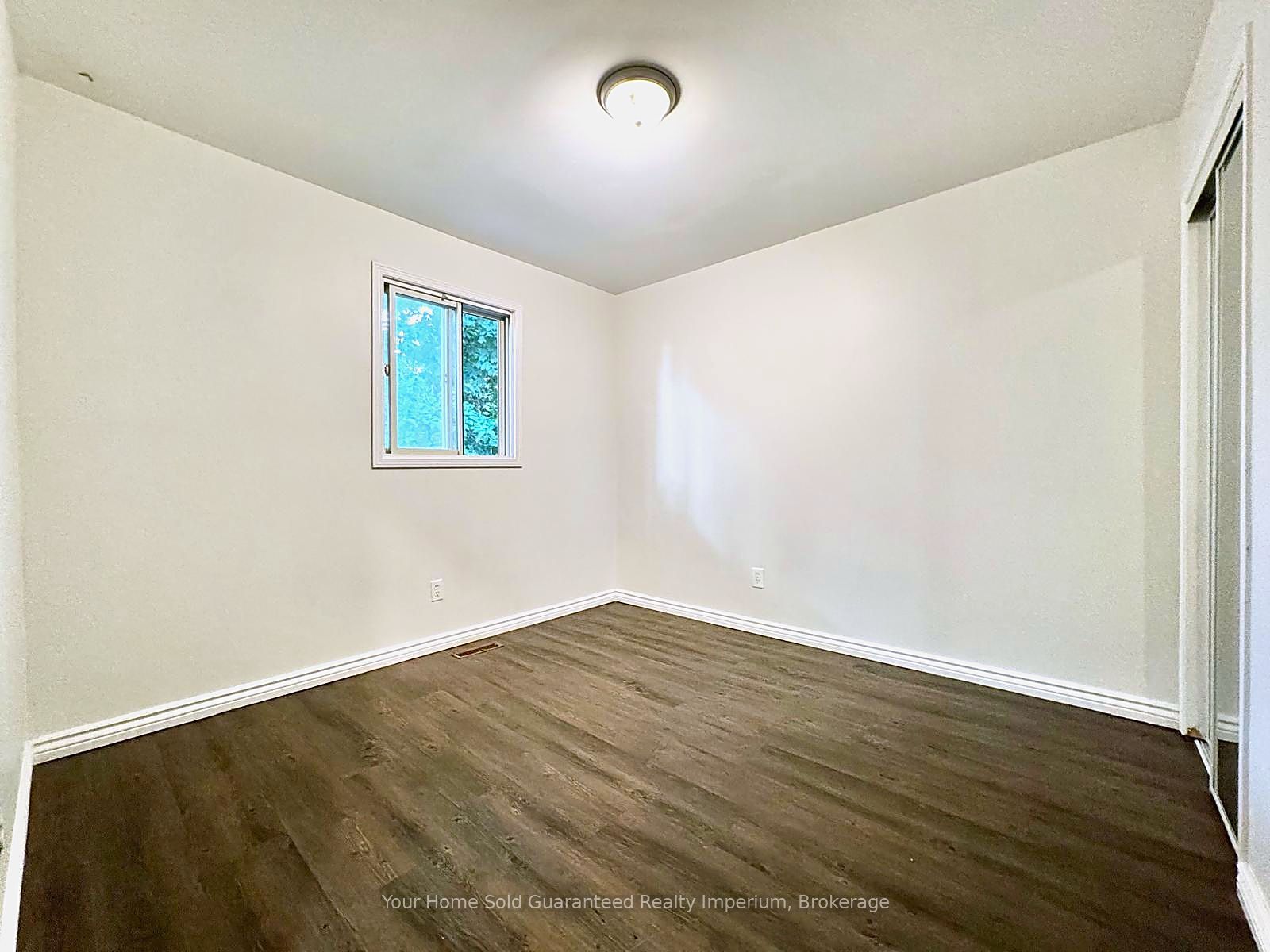 Unit Upper (B) - 59 Queenston Street, St. Catharines 5