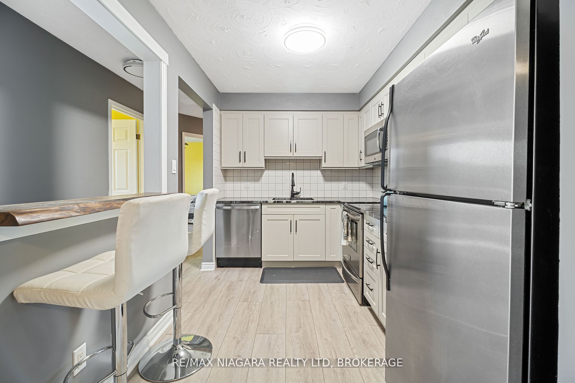 Unit 302 - 78 Welland Street N, Thorold 3