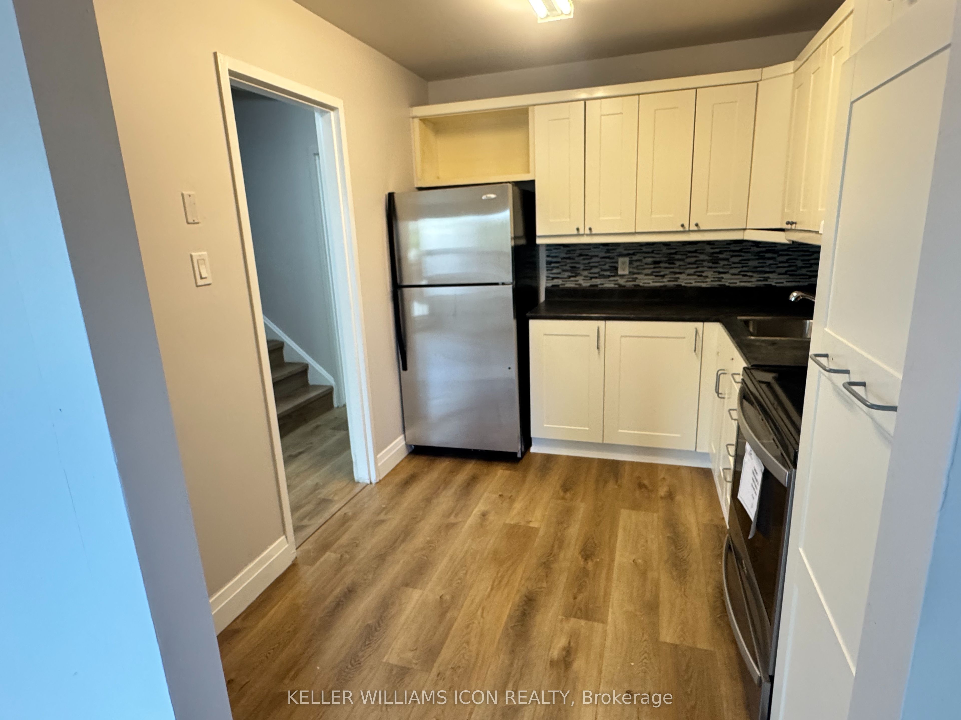 Unit 3 - 3415 Uplands Drive, Ottawa 4