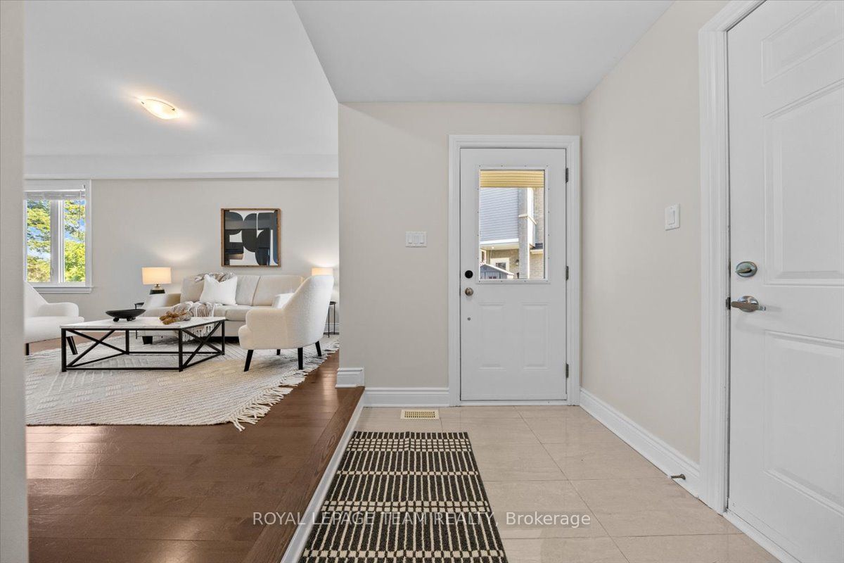 227 Bert Hall Street, Arnprior 3