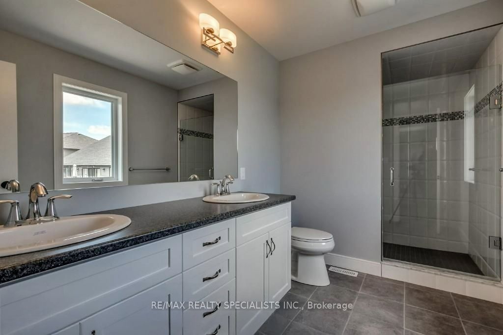 720 Halifax Road, Woodstock 4